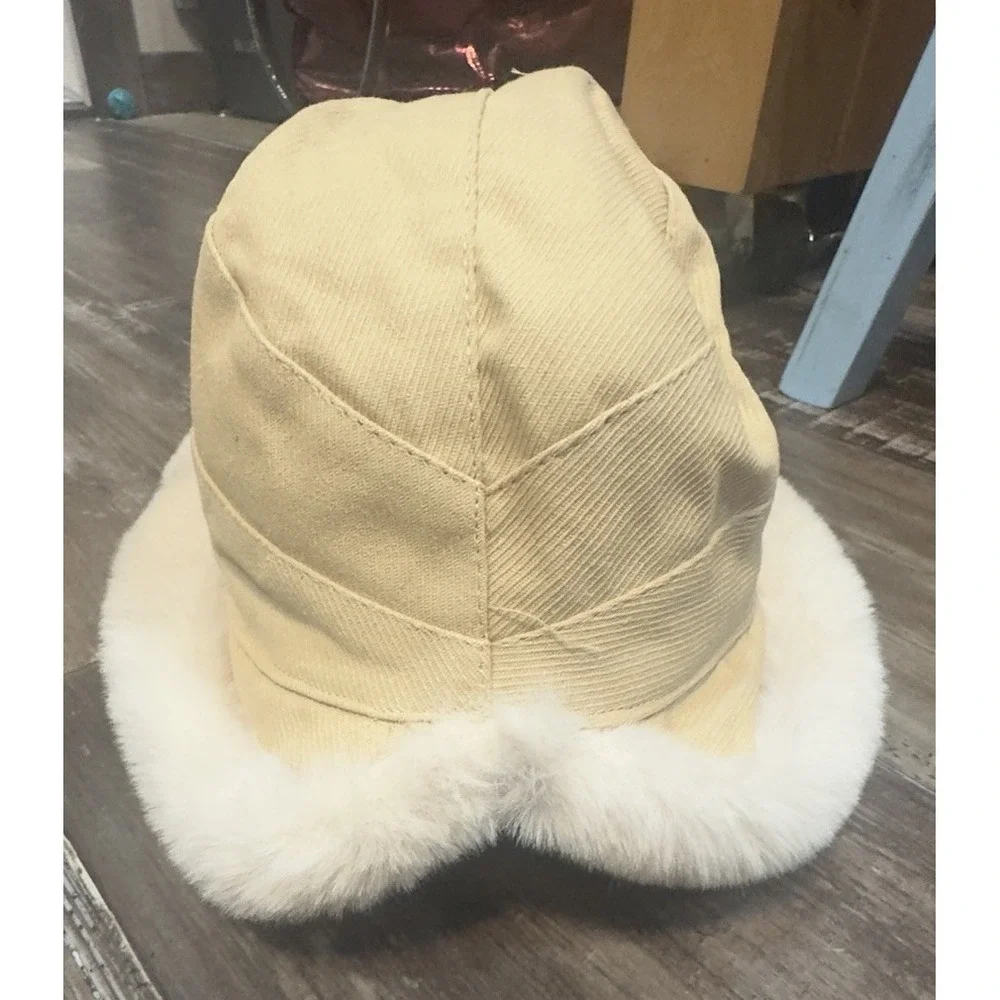 Beige Faux Fur‎ Bucket Hat Sherpa Lined Suede Feel Winter Cozy Y2K Vintage - Picture 3 of 4